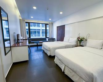 Hamra Urban Gardens - Beirut - Bedroom