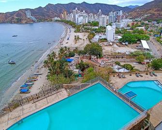 Descansa frente al Mar - Vistas al atardecer - Santa Marta - Piscina