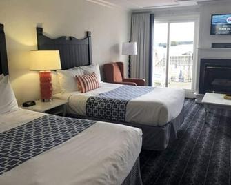 Fern Resort - Orillia - Bedroom