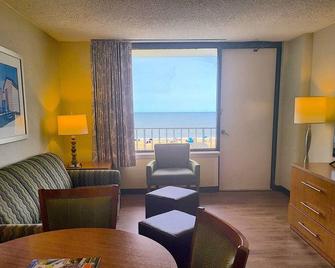 The Barclay Towers Hotel and Resort - Virginia Beach - Huiskamer