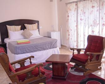 The Palace Guest House - Harare - Bedroom
