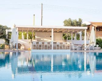 Evita Resort - Ρόδος - Πισίνα