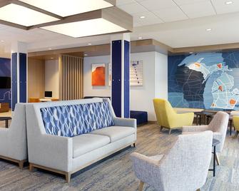Holiday Inn Express Peachtree Corners-Norcross - Norcross - Lobby