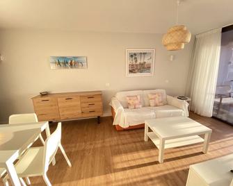 Ohlalife Achakay - Los Cristianos - Huiskamer