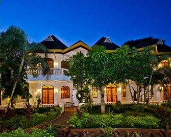 Dolce Vita Hotel - Puerto Princesa - Building
