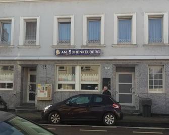Hotel am Schenkelberg - Saarbrücken - Gebouw