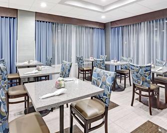 Wyndham Garden Charlotte Airport Southeast - Charlotte - Restaurant