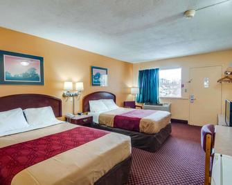Econo Lodge Near Bluefield College - Bluefield - Спальня