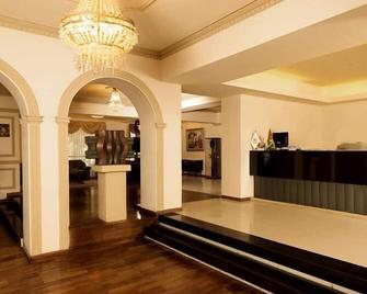 Hotel La Colonia - Cochabamba - Recepción