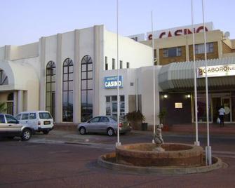 Gaborone Hotel - Gaborone - Toà nhà