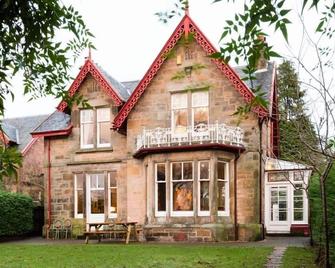 The Glen Mhor Apartments - Inverness - Building
