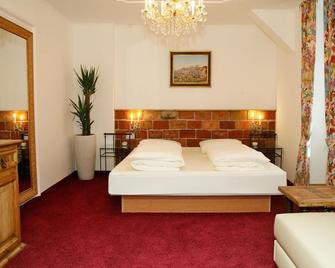 Knappenstöckl - Halbturn - Schlafzimmer