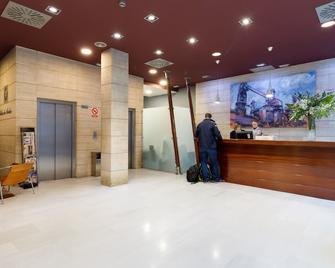 Oca Villa de Avilés Hotel - Avilés - Recepción