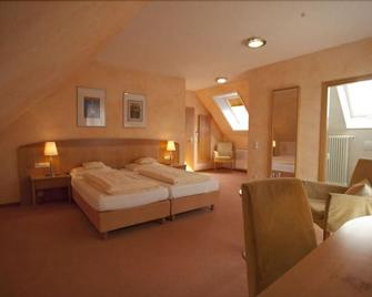 Businesshotel Heilbronn- Biberach - Heilbronn - Schlafzimmer