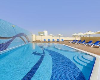 Gateway Hotel - Dubai - Pool