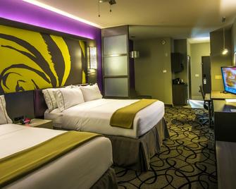 Holiday Inn Express & Suites Garland E - Lake Hubbard I30 - Garland - Habitación