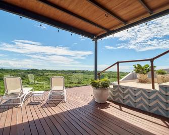 Hotel Basalto - Punta de Mita - Patio
