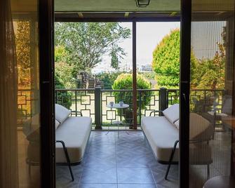 Phellos Suites - Şile - Balcón