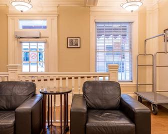 Grant Hotel - San Francisco - Living room