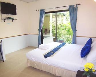 Phuket Airport Overnight Hotel - Mai Khao - Soveværelse