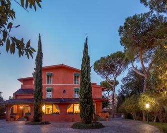 Resort La Rocchetta - Roma - Edificio