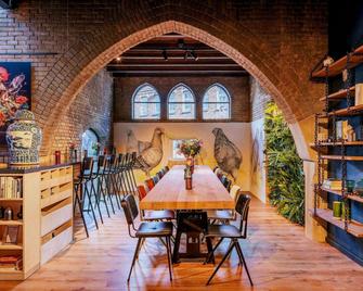 Bunk Hotel Amsterdam - Ámsterdam - Comedor