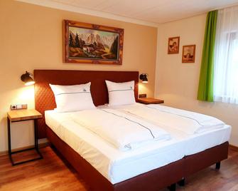 Hotel Gasthof zum Schwan - Rothenburg ob der Tauber - Bedroom
