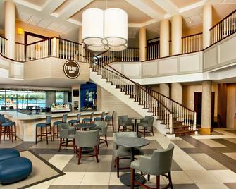 Sheraton Portsmouth Harborside Hotel - Portsmouth - Lobby