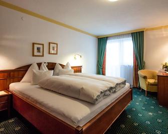 Hotel Kristall - Sankt Anton am Arlberg - Bedroom