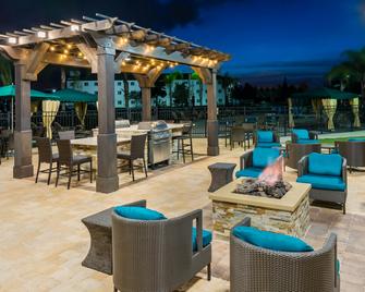 Homewood Suites by Hilton Orlando - Nearest to Universal Studios - Orlando - Patio