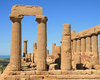 Hotel Costazzurra Museum & Spa - Agrigento - Rakennus