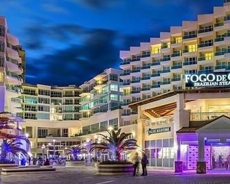 Condado Lagoon Villas at Paseo Caribe - San Juan - Edifício