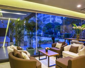 Livotel Hotel Kaset Nawamin Bangkok - Bangkok - Lounge