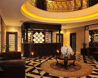 Villa Augusto Boutique Hotel & Spa - Konakli - Recepción