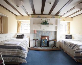 Barons Court Hotel - Wolverhampton - Schlafzimmer