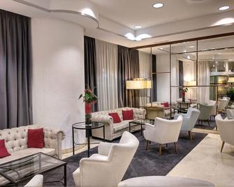 Hotel Gran Via - Logroño - Sala de estar