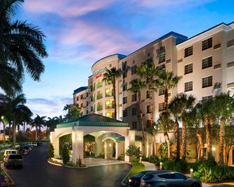 Courtyard by Marriott Fort Lauderdale Airport & Cruise Port - Dania Beach - Edificio