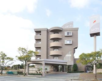 Business Inn Umesaki - Kumamoto - Edificio