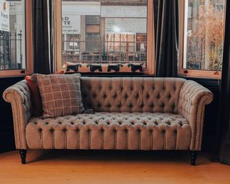 4 Friends House - Edinburgh - Living room