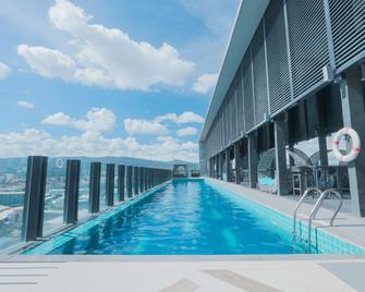 bai Hotel Cebu - Mandaue City - Pool