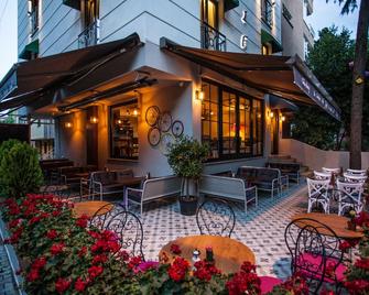 Juliet Rooms & Kitchen - Istambul - Pátio
