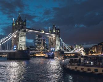 citizenM Tower of London - London - Bygning