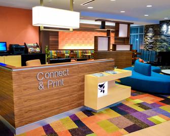 Fairfield Inn & Suites by Marriott Quantico Stafford - Stafford - Recepción