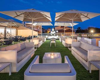 Poseidon La Manga Hotel & Spa - Designed for Adults - La Manga del Mar Menor - Patio