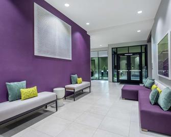 Hilton Garden Inn Surprise Phoenix - Surprise - Lobby