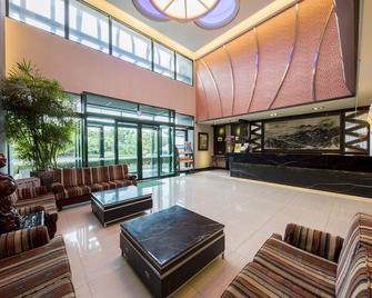 Formosan Naruwan Garden Hotel - Taitung City - Lobby