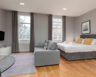 Destiny Scotland - St Andrew Square Apartments - Edinburgh - Bedroom