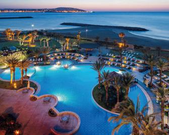 Mövenpick Hotel And Casino Malabata Tanger - Tánger - Piscina