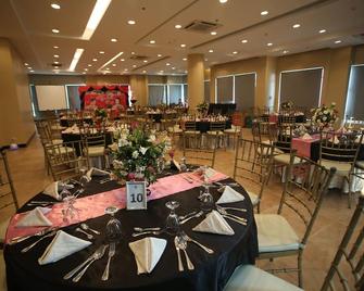 Lancaster Hotel Manila - Mandaluyong - Restaurante