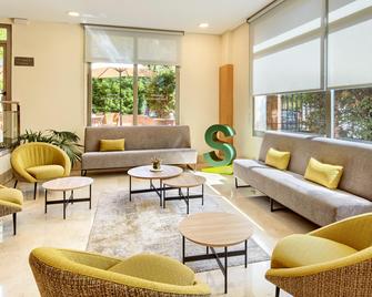 Sercotel Porta Barcelona - Barcelona - Sala de estar